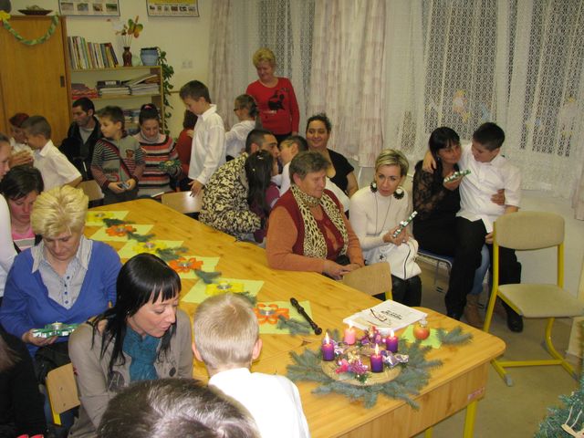 gal/Karacsony 3.a/img_4134.jpg